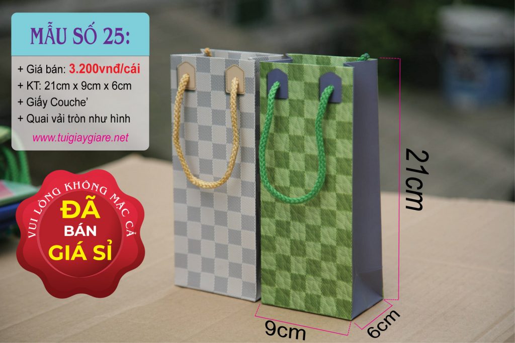 Túi giấy họa tiết Caro