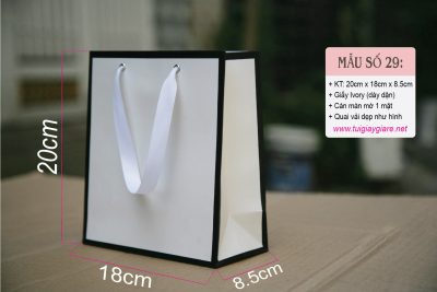 Túi giấy đựng Mỹ phẩm cao cấp do công ty Vũ Thị sản xuất