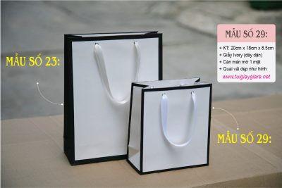 túi giấy trắng