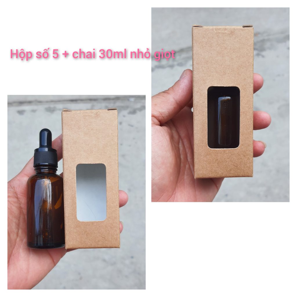 Đựng được chai tinh dầu 30ml nhỏ giọt.
